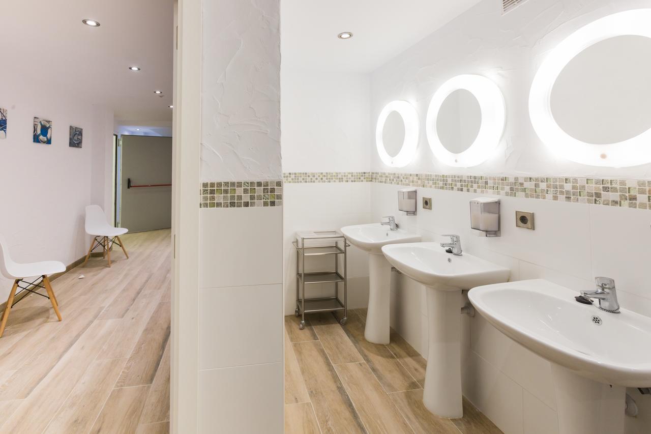 Singular Hostel By Eurotels - Albergue Juvenil Пальма-де-Майорка Экстерьер фото